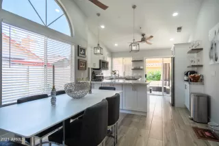 Photo #3: 6290793 Listing