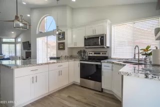 Photo #4: 6290793 Listing