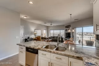 Photo #5: 6290908 Listing 