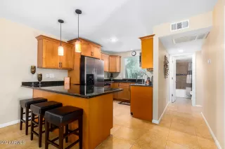 Photo #4: 6291120 Listing