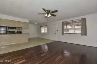 Photo #4: 6291201 Listing