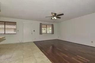 Photo #5: 6291201 Listing