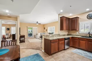 Photo #4: 6291383 Listing