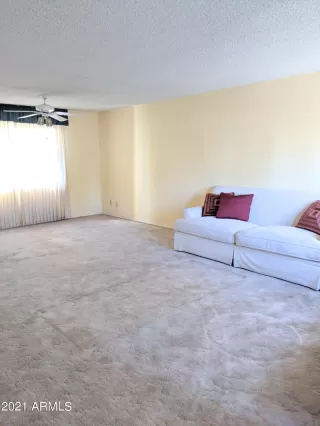 Photo #3: 6291407 Listing
