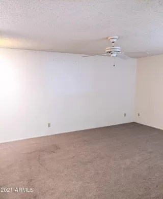 Photo #5: 6291407 Listing