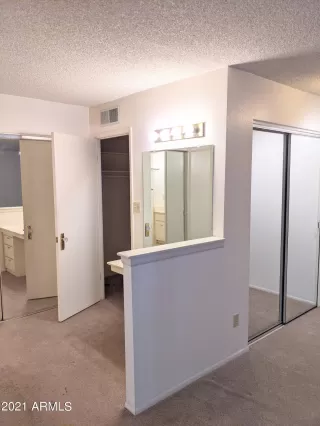 Photo #6: 6291407 Listing