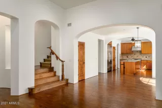 Photo #2: 6291447 Listing 