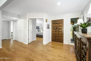 Photo #3: 6291638 Listing