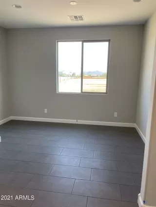 Photo #4: 6291759 Listing