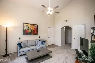 Photo #4: 6291975 Listing