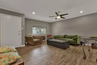 Photo #1: 6292100 Listing 