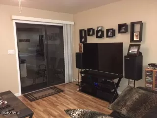 Photo #4: 6292191 Listing