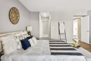 Photo #5: 6292230 Listing