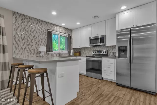 MLS: 6292288 Condo For Sale