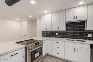 Photo #1: 6292359 Listing