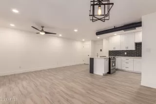 Photo #3: 6292359 Listing