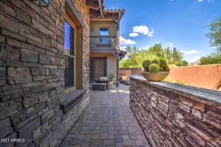 Photo #6: 6292743 Listing