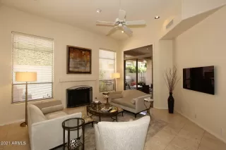 Photo #6: 6292753 Listing