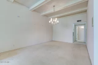 Photo #5: 6292875 Listing