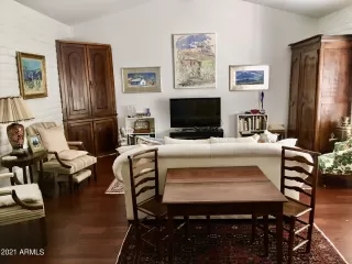 Photo #2: 6293487 Listing