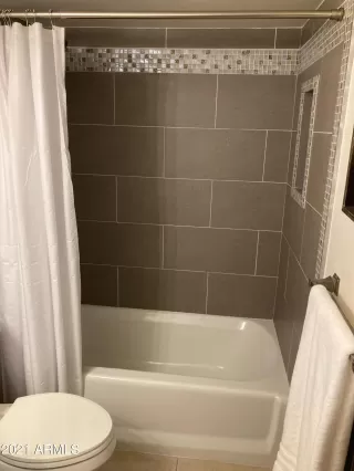 Photo #4: 6293503 Listing