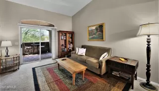 Photo #6: 6293543 Listing