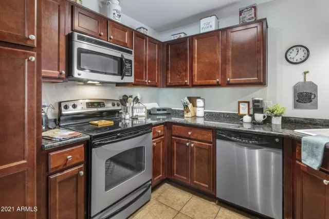 MLS: 6293885 Condo For Sale