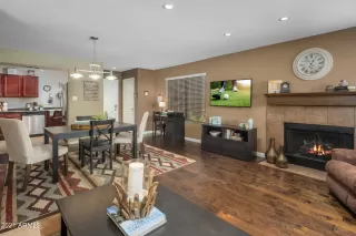 Photo #4: 6293885 Listing 
