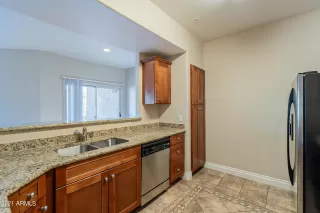 Photo #2: 6293952 Listing 