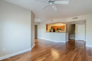 Photo #5: 6293952 Listing 