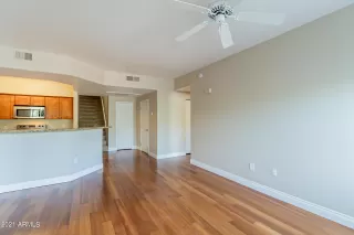 Photo #6: 6293952 Listing 