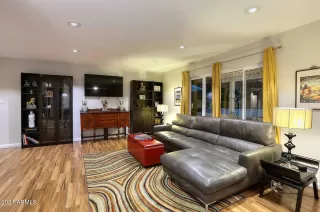 Photo #2: 6294188 Listing 