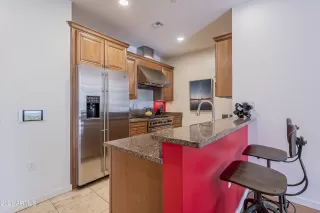 Photo #6: 6294338 Listing