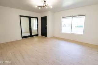 Photo #4: 6294438 Listing