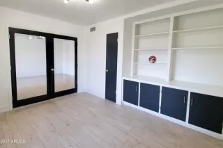 Photo #5: 6294438 Listing