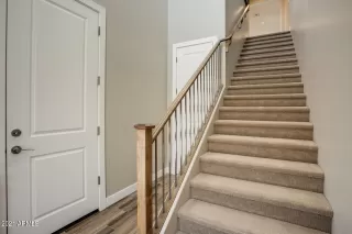 Photo #5: 6294518 Listing