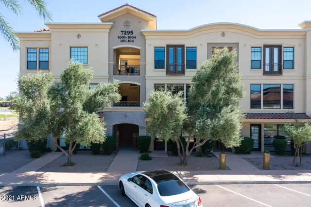 MLS: 6294840 Condo For Sale