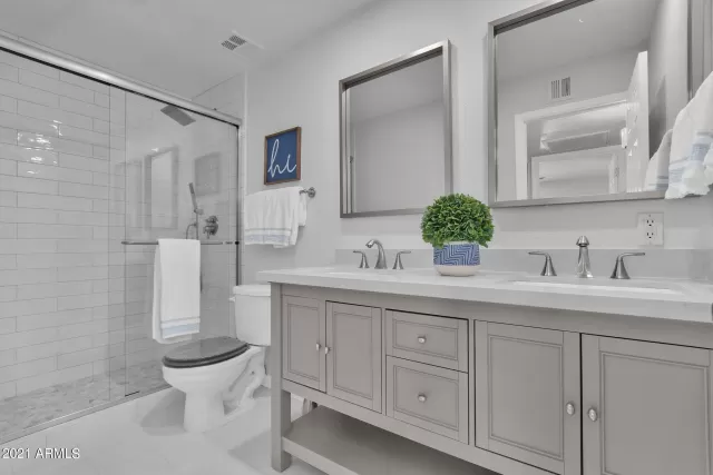 MLS: 6295063 Condo For Sale