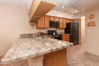 Photo #3: 6295110 Listing