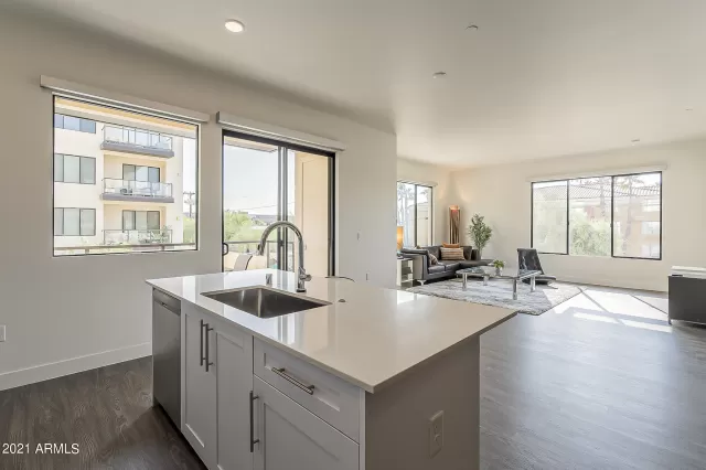 MLS: 6295157 Condo For Sale