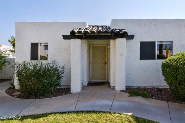 MLS: 6295187 Condo For Sale