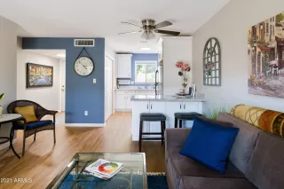 Photo #2: 6295187 Listing
