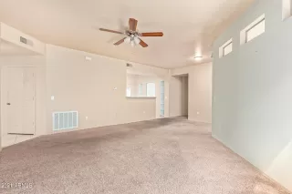 Photo #3: 6295191 Listing 