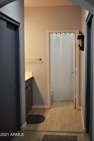 Photo #5: 6295195 Listing