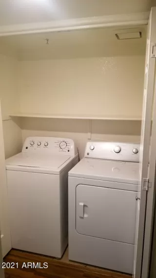 Photo #6: 6295304 Listing