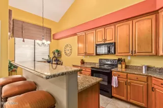 Photo #3: 6295348 Listing