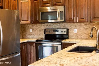 Photo #2: 6295411 Listing