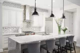 Photo #4: 6295632 Listing 