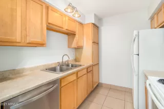 Photo #3: 6295739 Listing