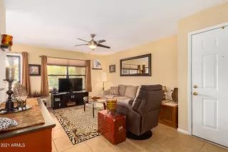Photo #2: 6295893 Listing
